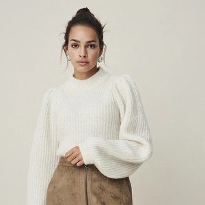 💕Vero Moda Highneck Whool Bishop Sleeve Shirt